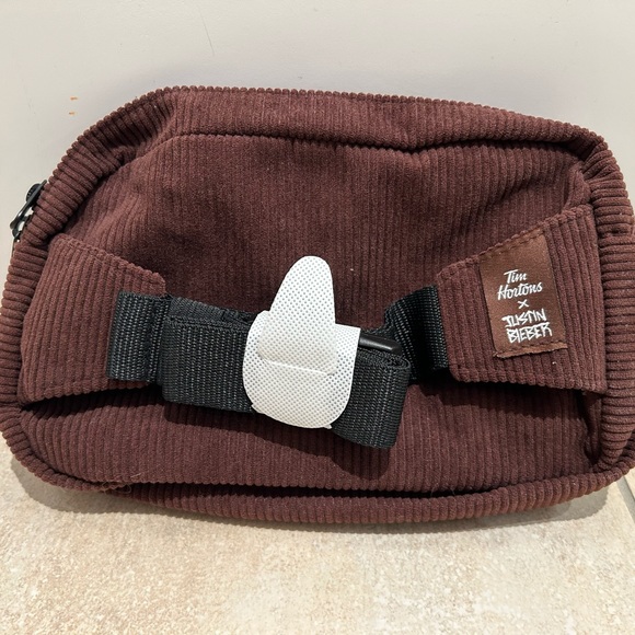 Tim Hortons Tim biebs Justin bieber Fanny pack pouch brand new - Picture 2 of 3